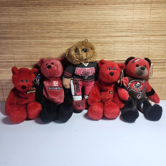 𝅺Tampa Bay Buccaneers NHL Bean Bag Dolls Lot of 5 King, Alstott, Dunn plus two - Picture 1 of 8